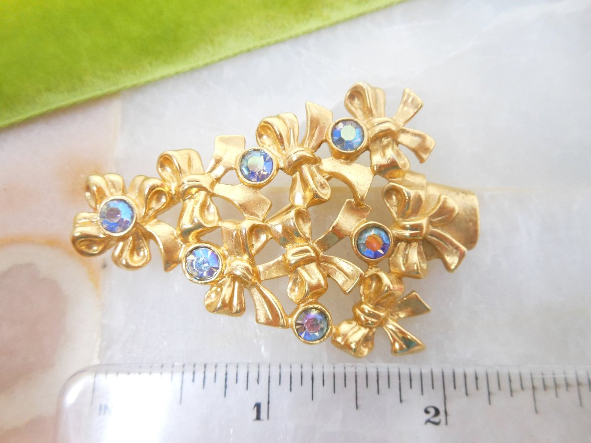 Vintage AVON Christmas Tree Bow Pin Brooch Designer Aurora Borealis Rhinestone Jewelry Mid Century Gift, VivianJoel.com