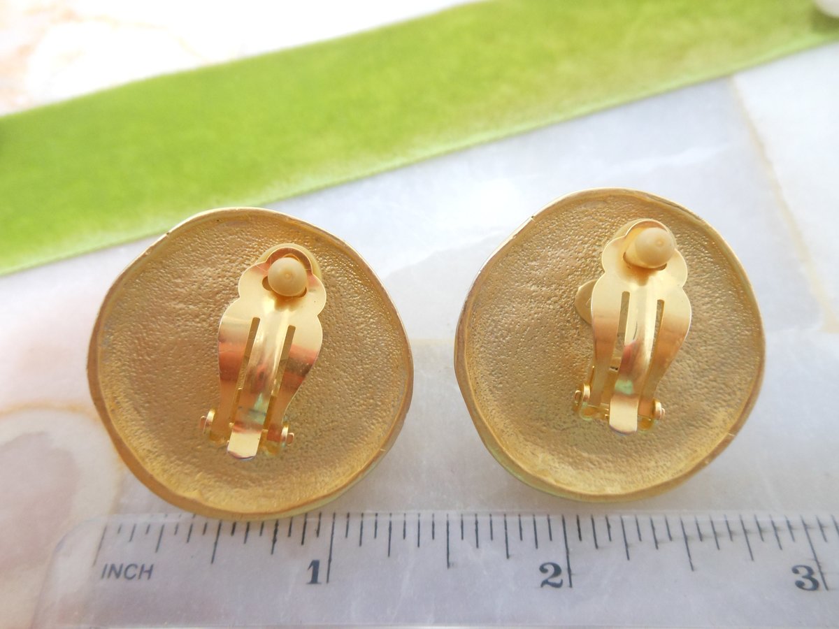 Vintage CAROLEE Earrings Chunky Golden Pearl Matte Gold Tone Plate Clip On Designer Runway Jewelry Gift, VivianJoel.com