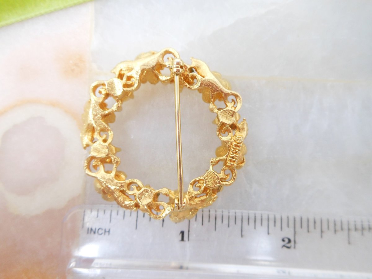 Vintage LISNER Designer Pearl Flower Wreath Pin Brooch Infinity Rose Circle Jewelry Gift Mid Century, VivianJoel.com