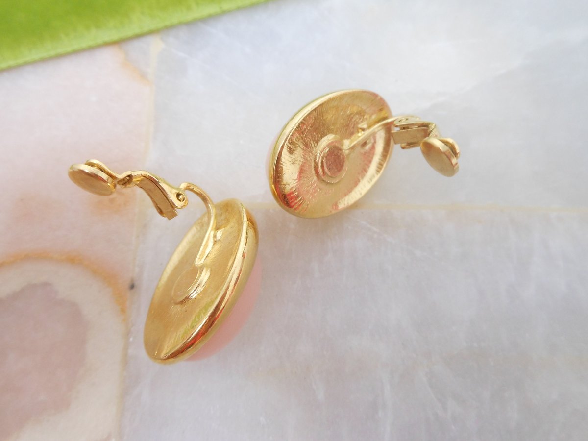 Vintage TRIFARI TM Blush Pink Earrings Clip On Lucite Plastic Jelly Belly Designer Jewelry Gift, VivianJoel.com