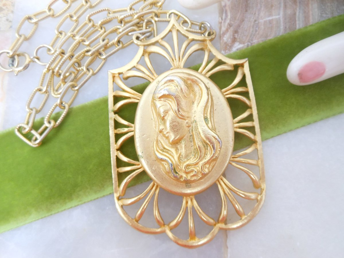 Vintage Chunky Huge Cameo Pendant Necklace Goddess Profile Victorian Revival Silhouette Mid Century Jewelry Gift, VivianJoel.com