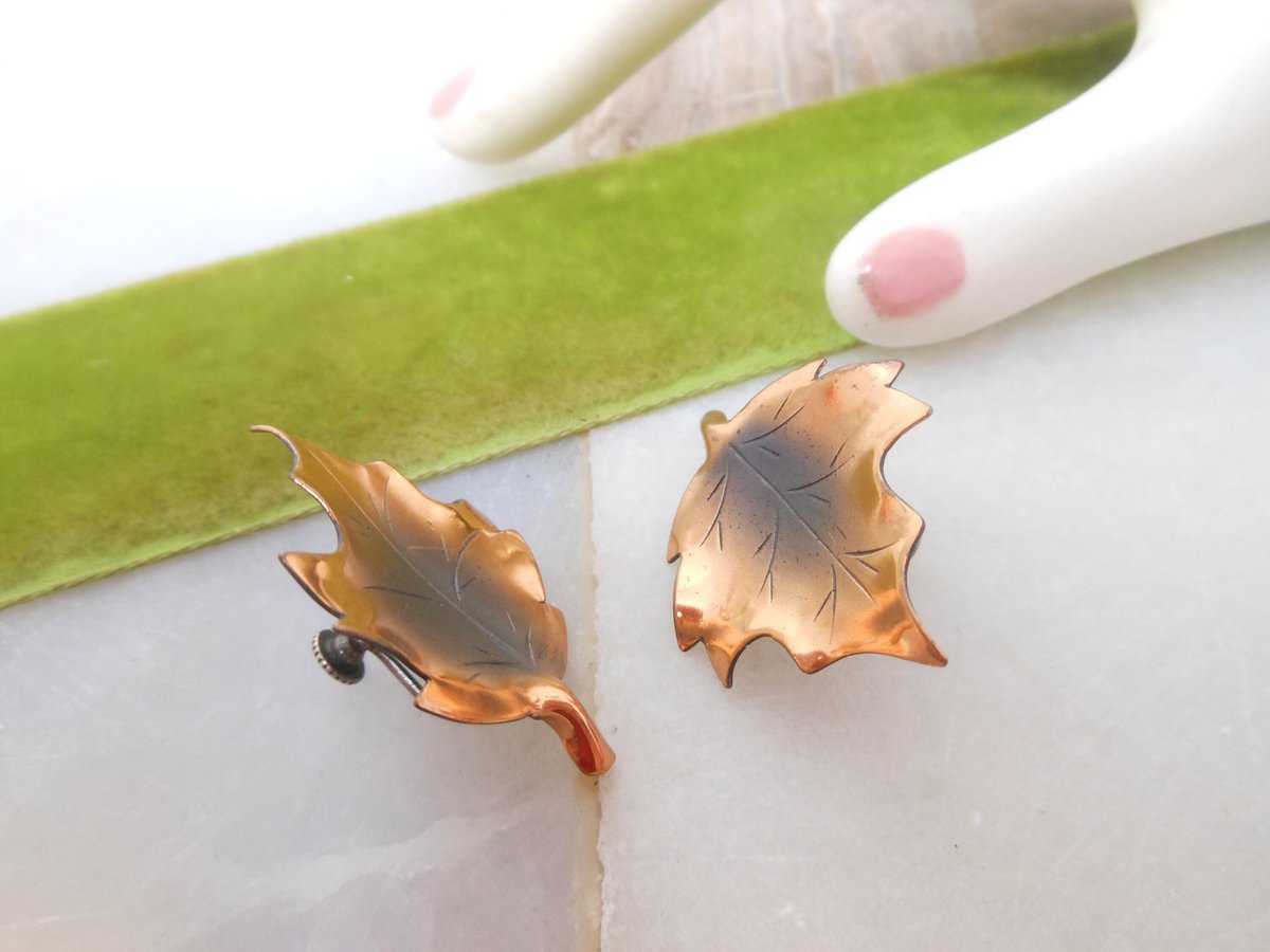Vintage STERLING SILVER Copper Earrings Screw Back Delicate Leaf Figural 925 NYE Designer Mid Century Jewelry Gift, VivianJoel.com