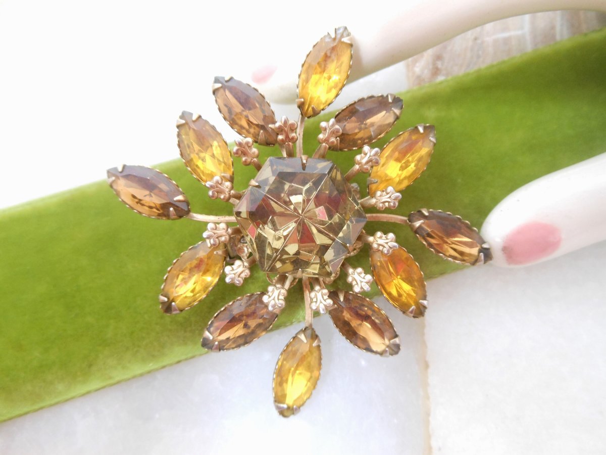 Vintage Topaz Brooch Root Beer Flower Pin Rhinestone Starburst Fleur De Lis Mid Century Jewelry Gift, VivianJoel.com