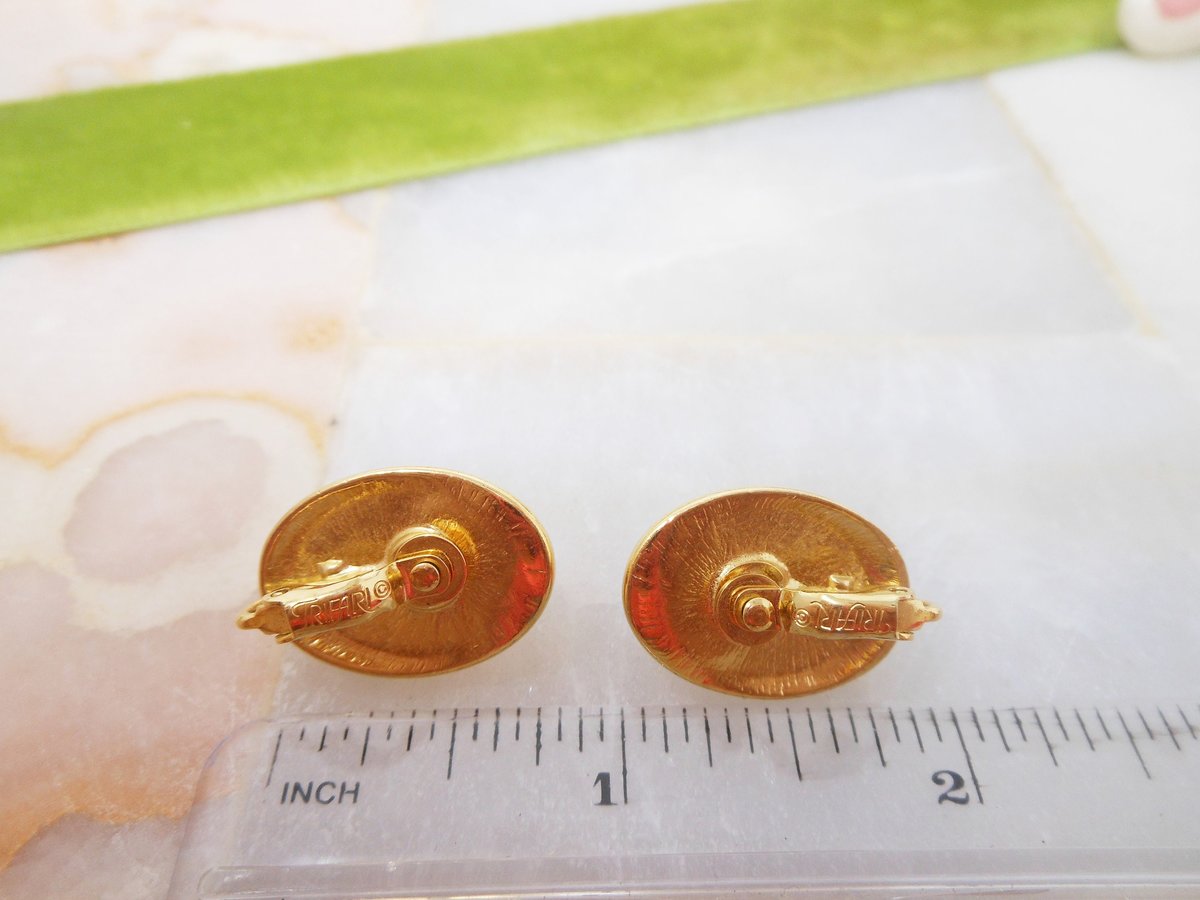 Vintage TRIFARI TM Blush Pink Earrings Clip On Lucite Plastic Jelly Belly Designer Jewelry Gift, VivianJoel.com