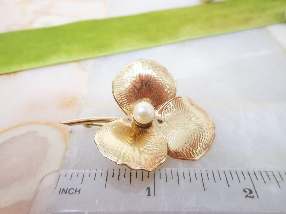 Vintage WINARD Pearl Pin Shamrock Leaf Clover Gold Fill 12K Designer Brooch GF Mid Century Jewelry Gift, VivianJoel.com
