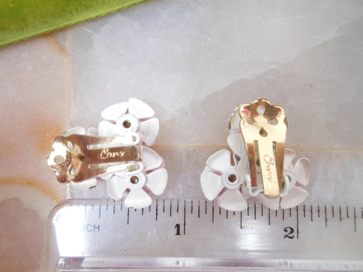 Vintage CORO Pink Flower Cluster Earrings Pearl Enamel Clip On Designer Mid Century Jewelry Gift, VivianJoel.com