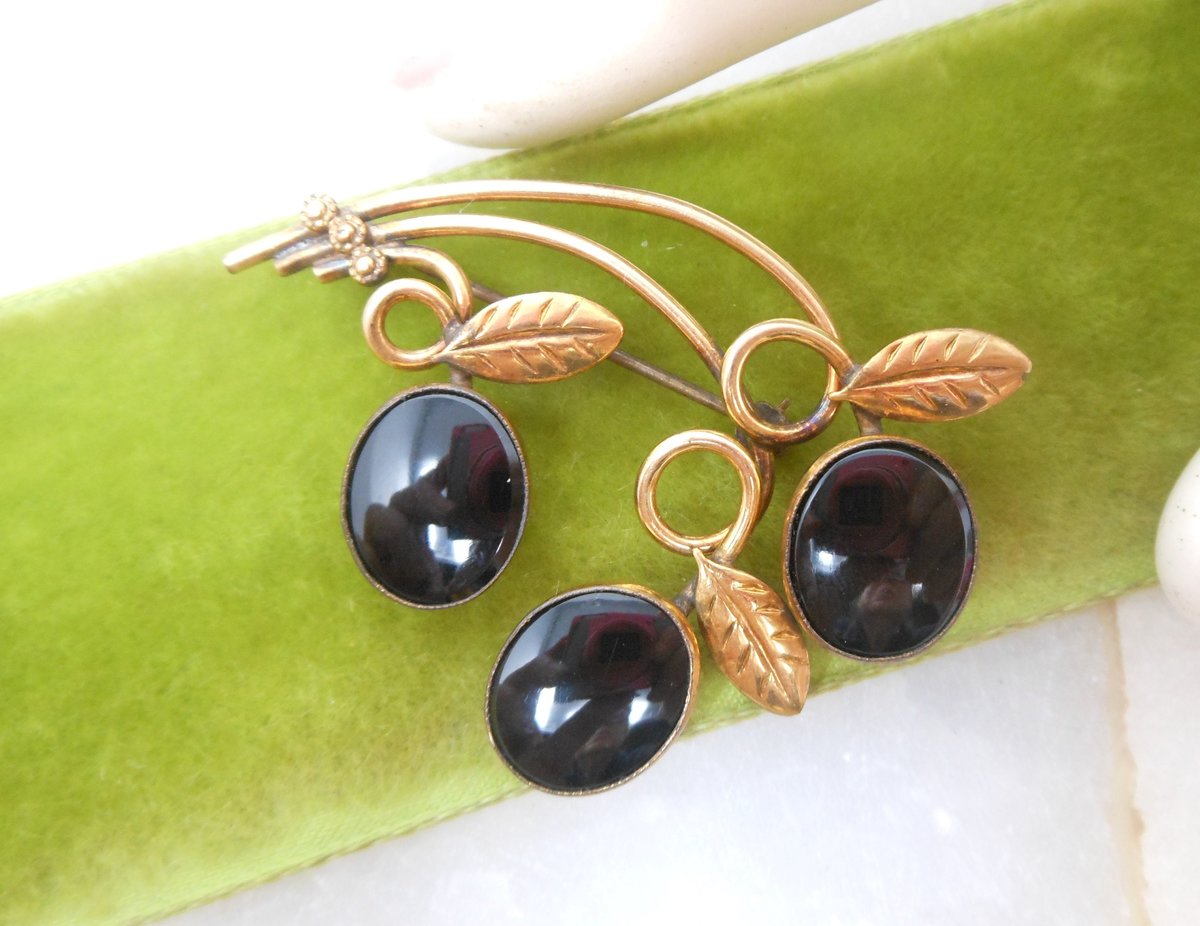 Vintage AMCO Gold Fill Pin Onyx Designer Brooch Flower GF Mourning Victorian Revival Mid Century Jewelry Gift, VivianJoel.com