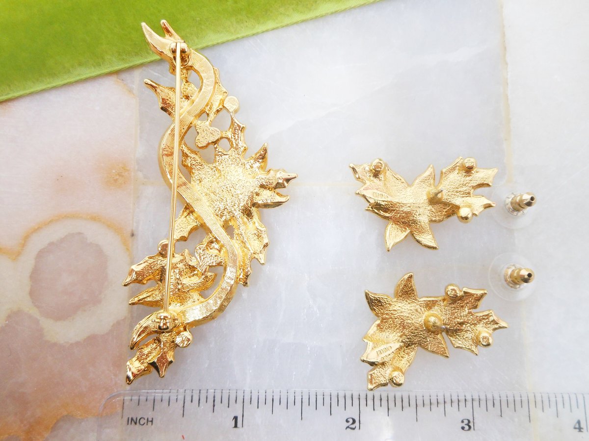 Vintage AVON Christmas Brooch Earrings Set Poinsettia Pin Enamel Rhinestone Pearl Jewelry Gift Classic Mid Century, VivianJoel.com