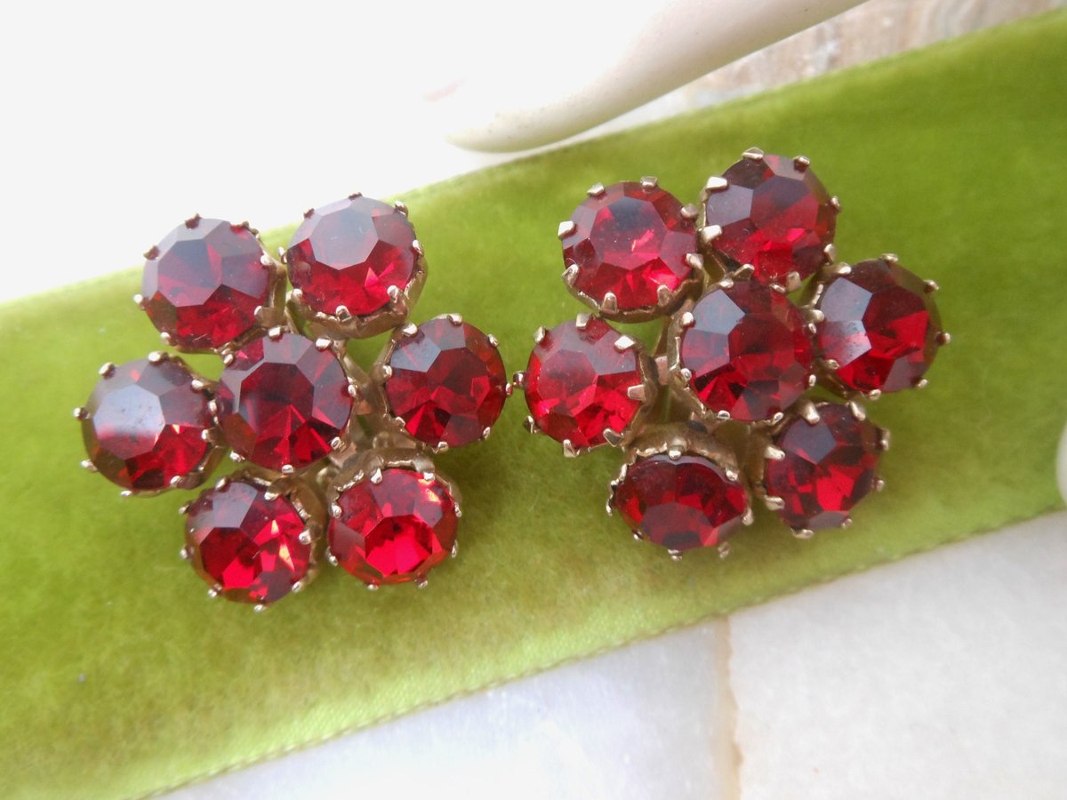 Vintage WEISS Earrings Red Crystal Clip On Flower Rhinestone Designer Mid Century Jewelry Gift, VivianJoel.com
