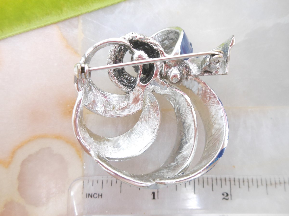 Vintage CORO Enamel Brooch Bow Ribbon Pin Navy Blue Cream Designer Pegasus Mid Century Jewelry Gift, VivianJoel.com