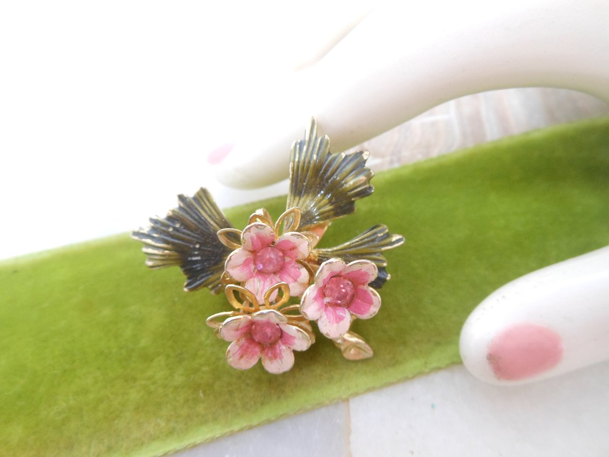 Vintage CORO LOT 4 Pink Flower Pin Gold Arrow Brooch Designer Rhinestone Enamel Bouquet Mid Century Jewelry Gift, VivianJoel.com