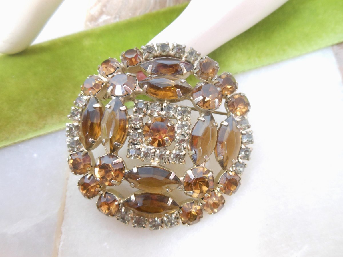 Vintage Topaz Rhinestone Pin Brooch Crystal Dark Grey Circle Regency Revival Mid Century Jewelry Gift, VivianJoel.com