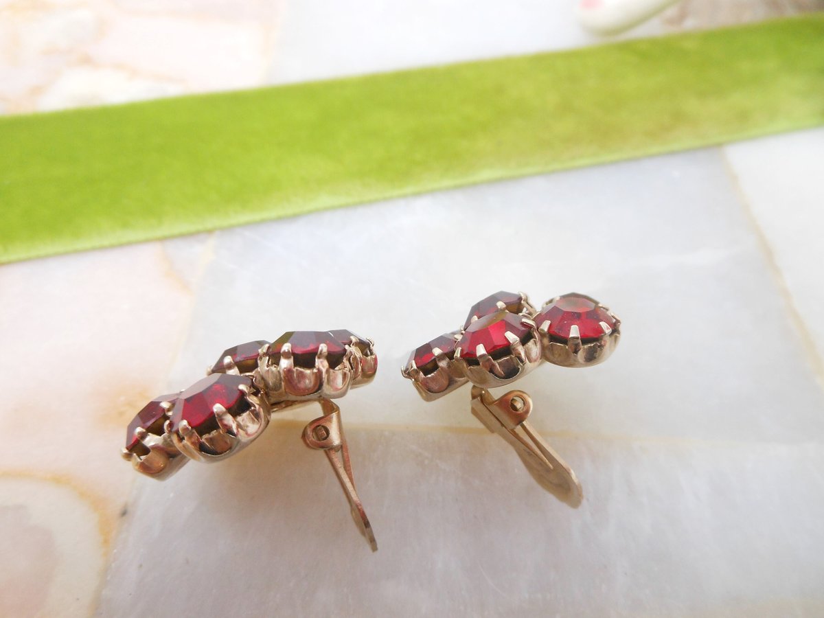 Vintage WEISS Earrings Red Crystal Clip On Flower Rhinestone Designer Mid Century Jewelry Gift, VivianJoel.com