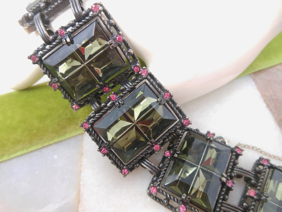 Vintage SARAH COVENTRY Bracelet Chunky Link Midnight Magic Pink Gray Designer Mid Century Jewelry, VivianJoel.com