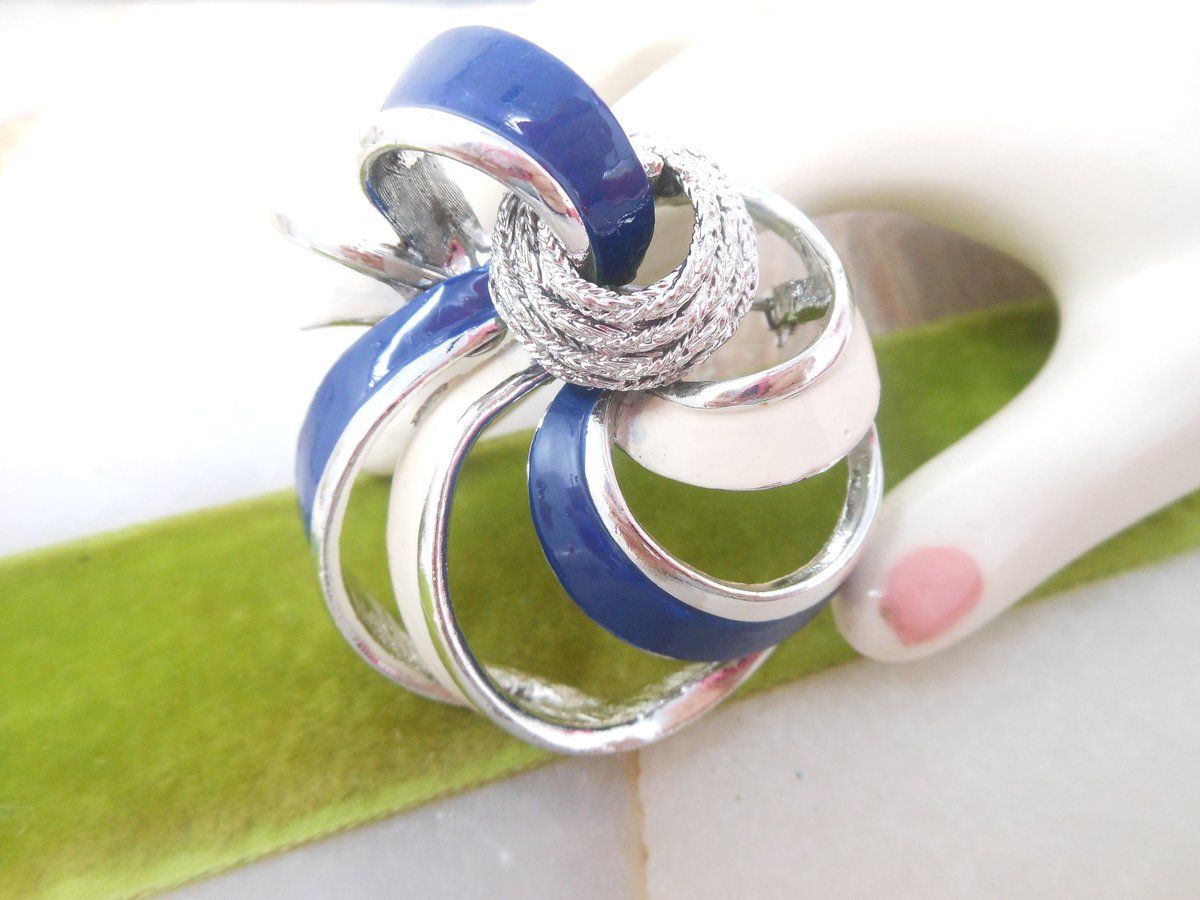 Vintage CORO Enamel Brooch Bow Ribbon Pin Navy Blue Cream Designer Pegasus Mid Century Jewelry Gift, VivianJoel.com