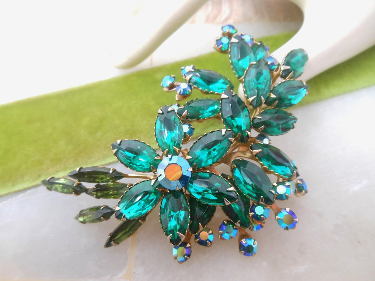 Vintage BEAU JEWELS Emerald Green Rhinestone Brooch Flower Spray Pin Aurora Borealis Crystal Mid Century, VivianJoel.com
