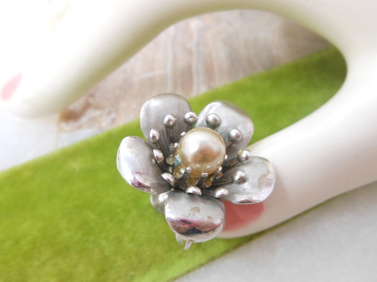 Vintage CORO Flower Scatter Pin Earrings Screw Back Faux Pearl Silver Tone Brooch Set Designer Jewelry Gift Mid Century, VivianJoel.com