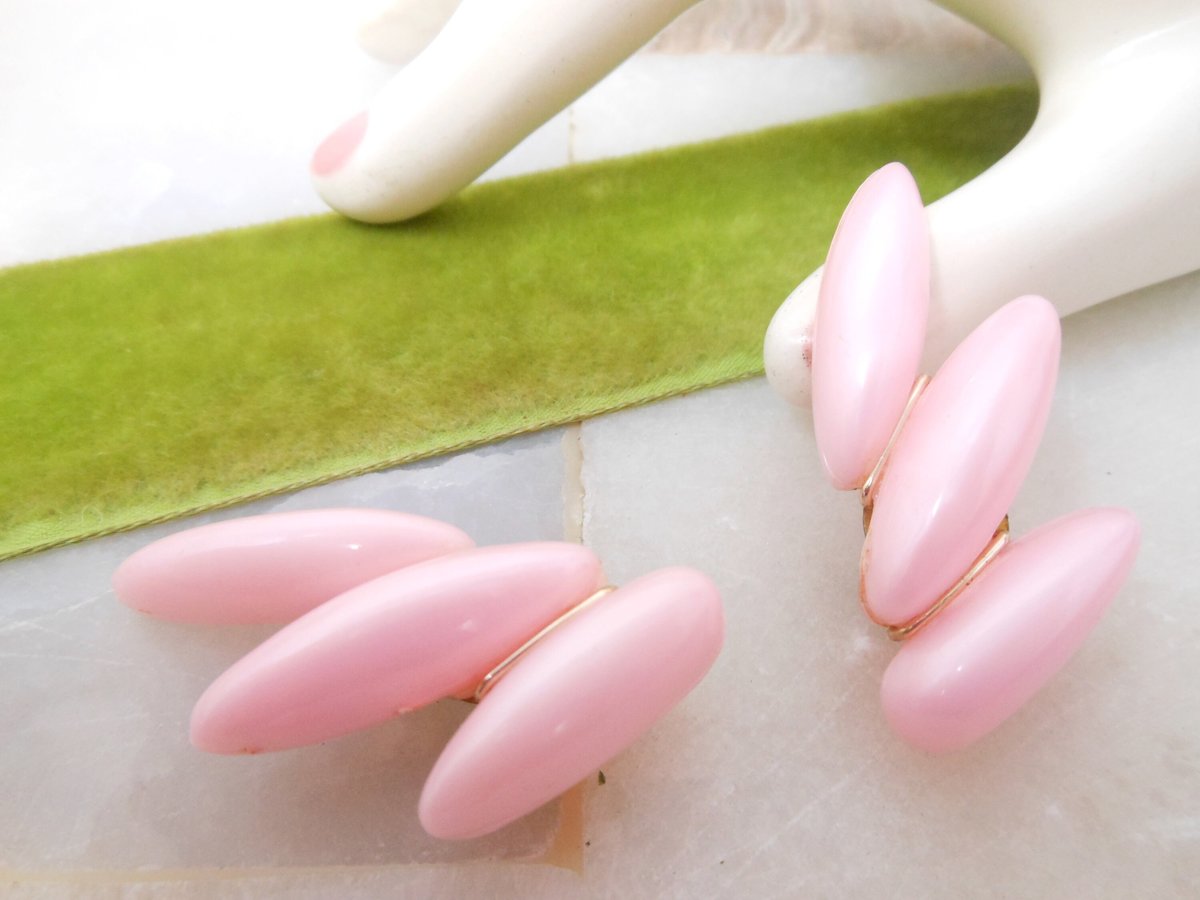 Vintage WEST GERMANY Pink Earrings Clip On Plastic Mod Ear Climbers Jewelry Gift Mid Century, VivianJoel.com