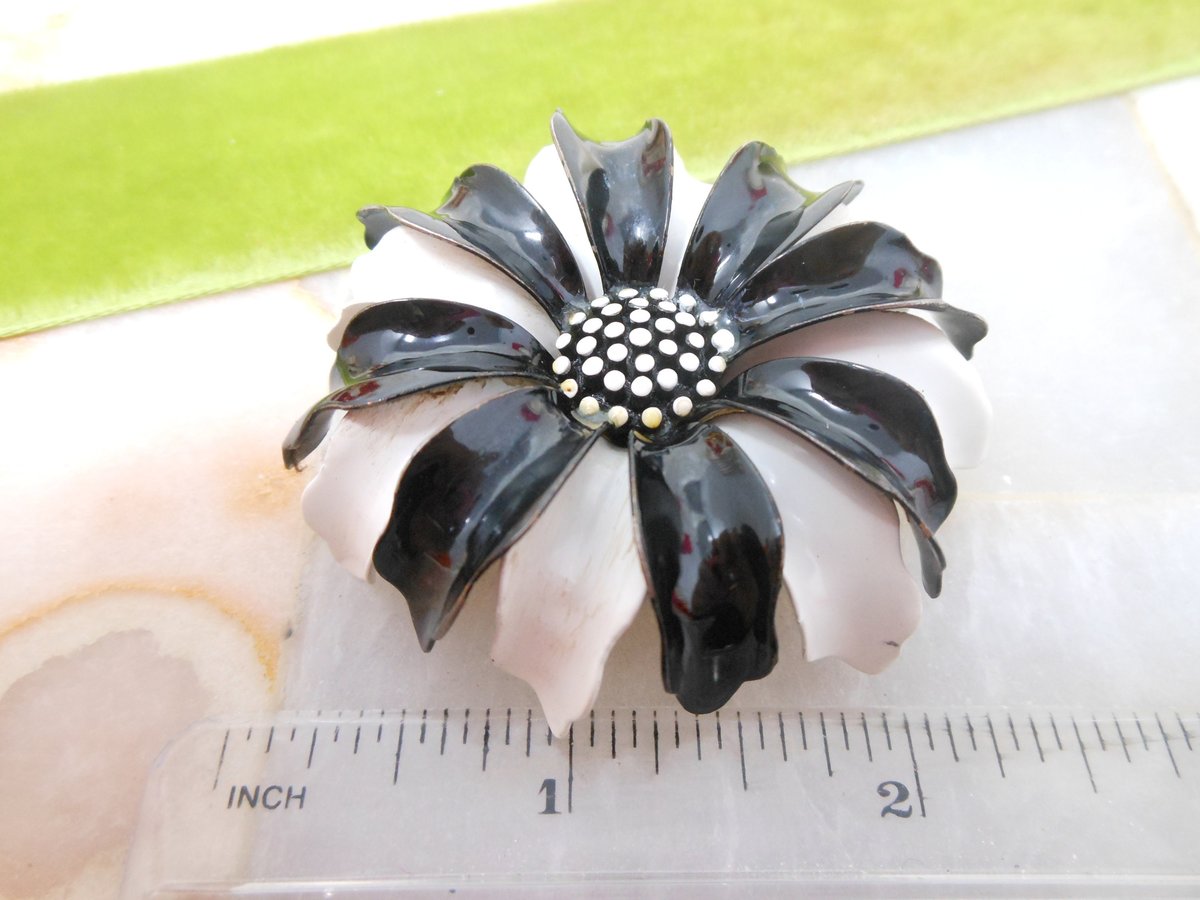 Vintage Crown TRIFARI Brooch Daisy Pin Mod Flower Black White Enamel Classic Timeless Designer Mid Century Jewelry Gift, VivianJoel.com