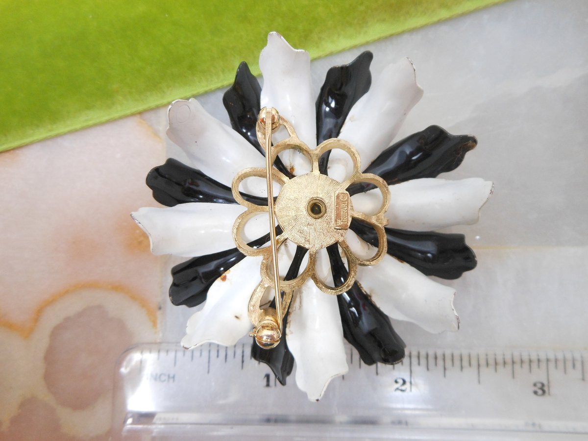 Vintage Crown TRIFARI Brooch Daisy Pin Mod Flower Black White Enamel Classic Timeless Designer Mid Century Jewelry Gift, VivianJoel.com