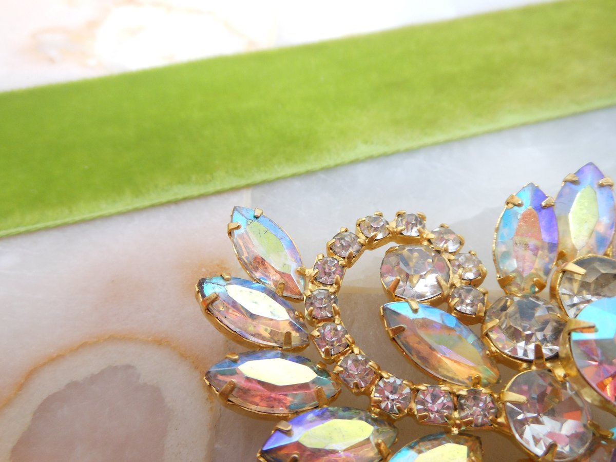 Vintage Aurora Borealis Flower Pin Brooch Rhinestone Regency Renaissance Revival Mid Century Jewelry Gift, VivianJoel.com