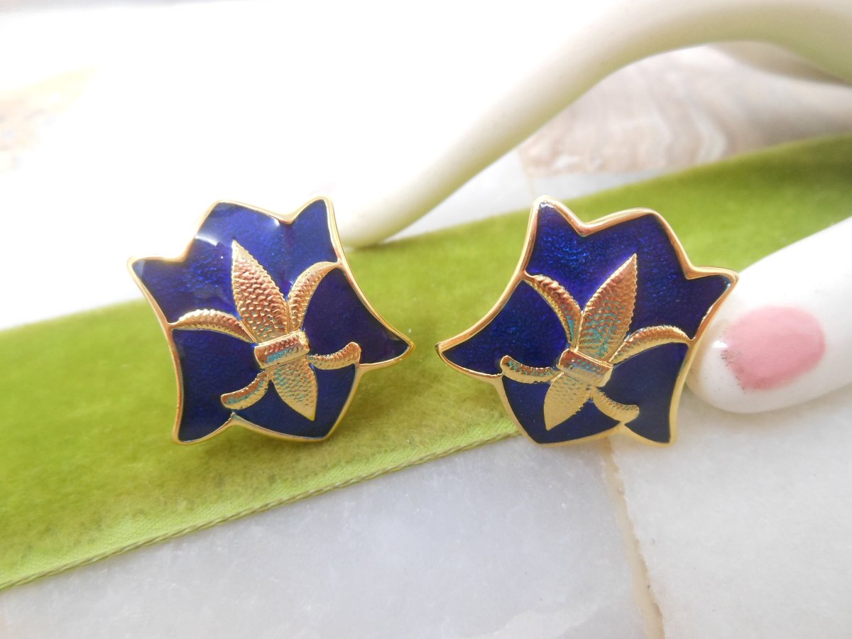 Vintage Heraldic Shield Earrings Blue Enamel Fleur De Lis Clip On Classic Mid Century Jewelry Gift, VivianJoel.com