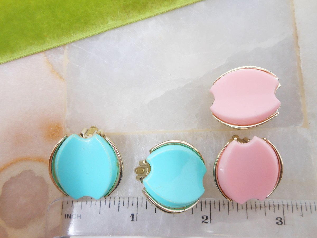 Vintage Mod Earrings LOT 2 Pink Aqua Blue Thermoset Plastic Retro Rockabilly Clip On Mid Century Jewelry, VivianJoel.com