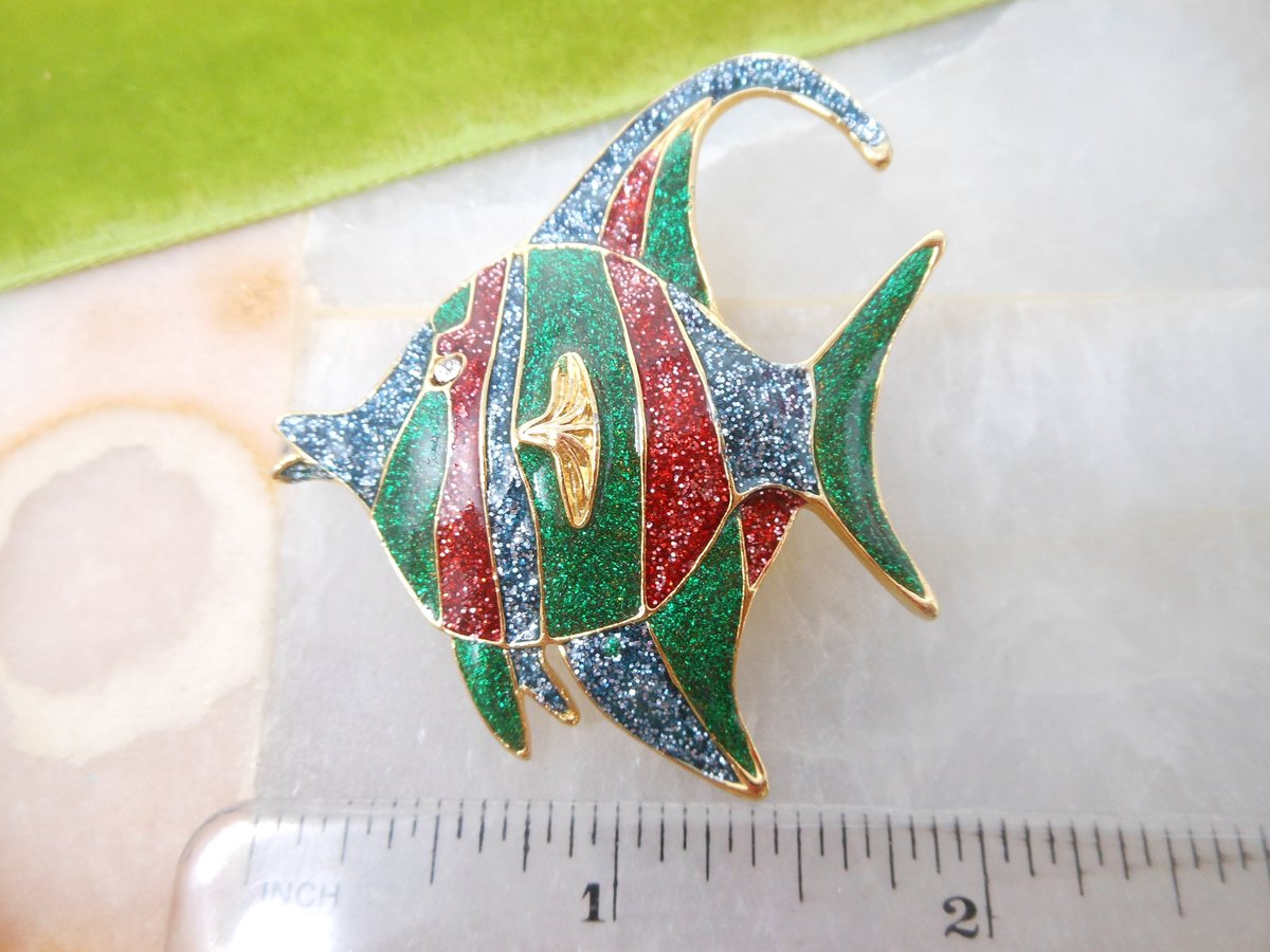 Vintage GIOVANNI Angel Fish Brooch Tropical Tiki Glitter Enamel Figural Sparkly Pin Designer Jewelry Pisces Gift, VivianJoel.com