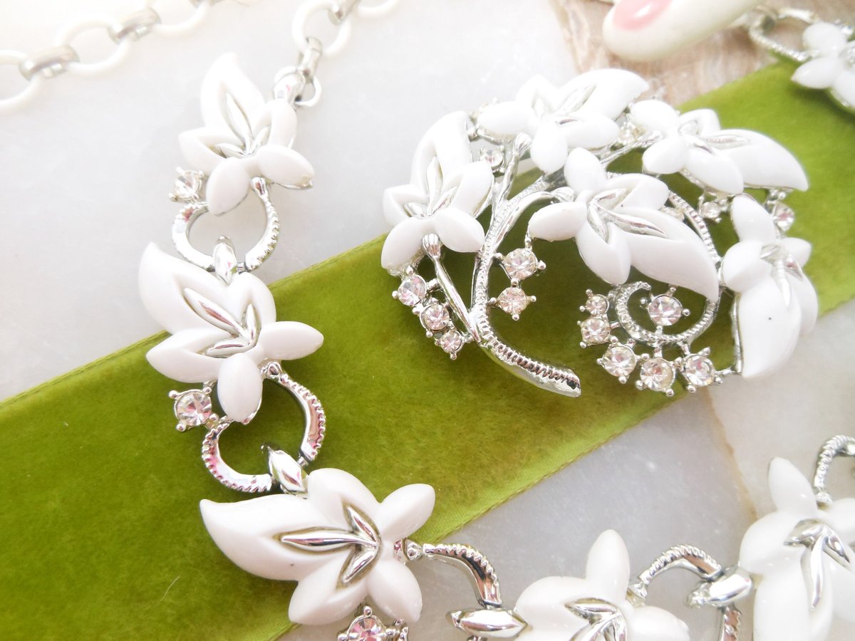 Vintage STAR Necklace Brooch Set White Lucite Plastic Thermoset Rhinestone Pin Up Retro Designer Jewelry Mid Century, VivianJoel.com