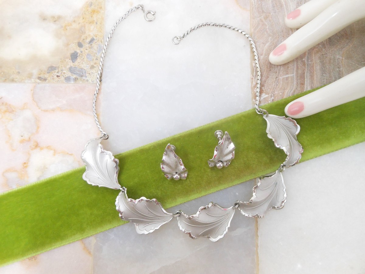 Vintage STERLING Silver Necklace Earrings Set BOND BOYD Screw Back 925 Ruffled Leaf Designer Mid Century Jewelry Gift, VivianJoel.com