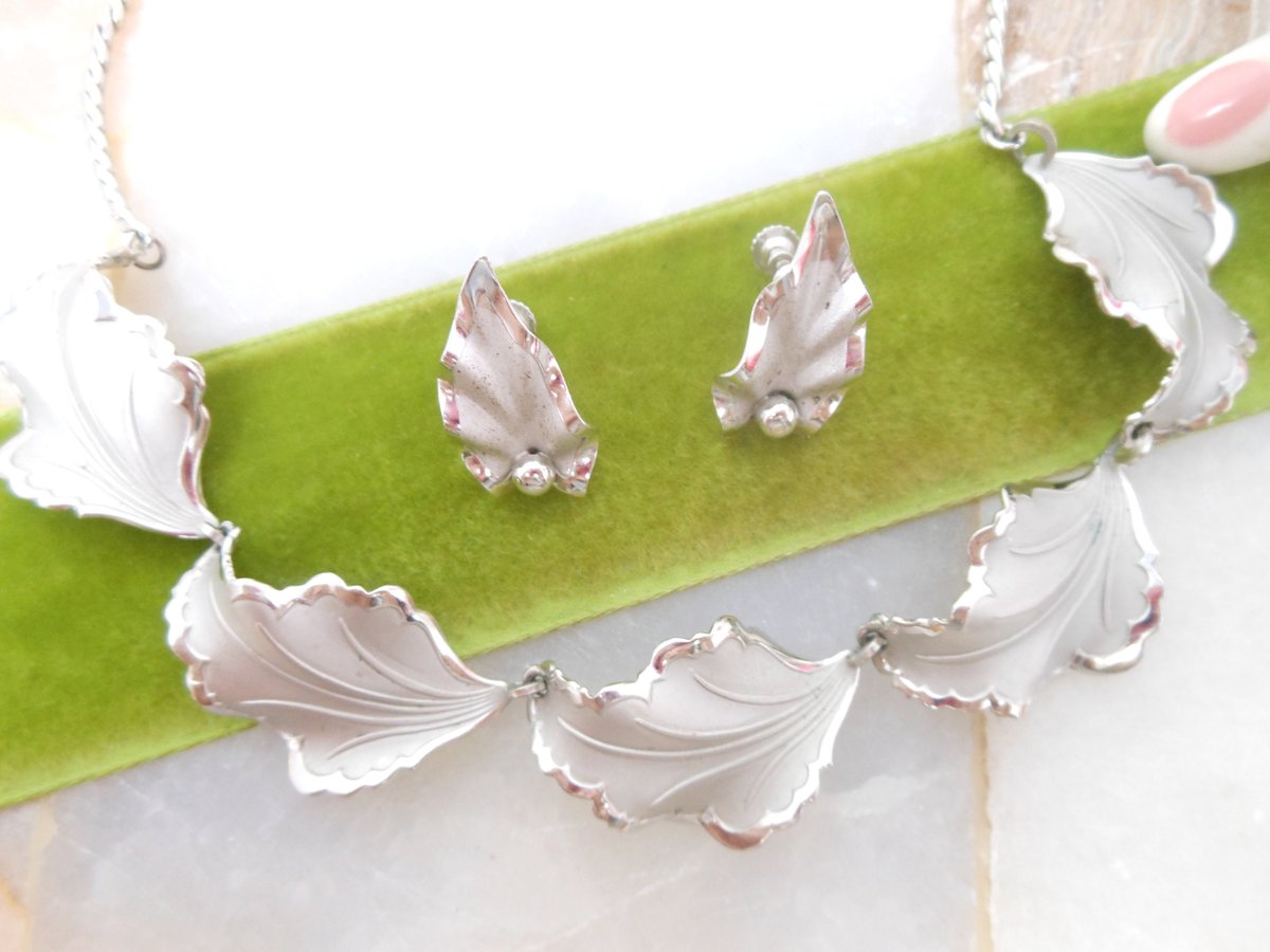 Vintage STERLING Silver Necklace Earrings Set BOND BOYD Screw Back 925 Ruffled Leaf Designer Mid Century Jewelry Gift, VivianJoel.com