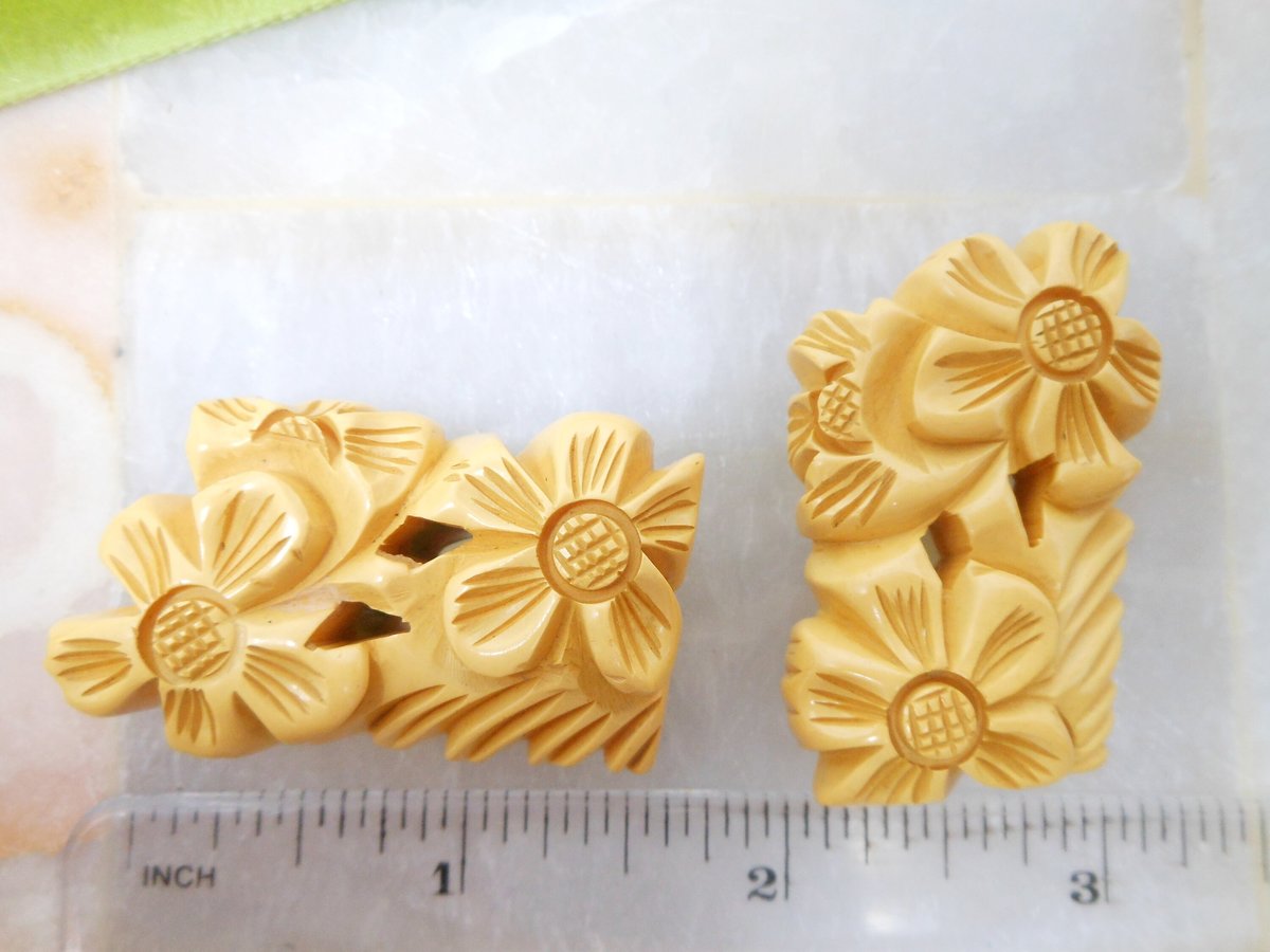 Vintage BAKELITE Dress Clip Pin Set Brooch Pair Cream Corn Yellow Butterscotch Deep Carved Old Plastic Jewelry Art Deco Gift, VivianJoel.com
