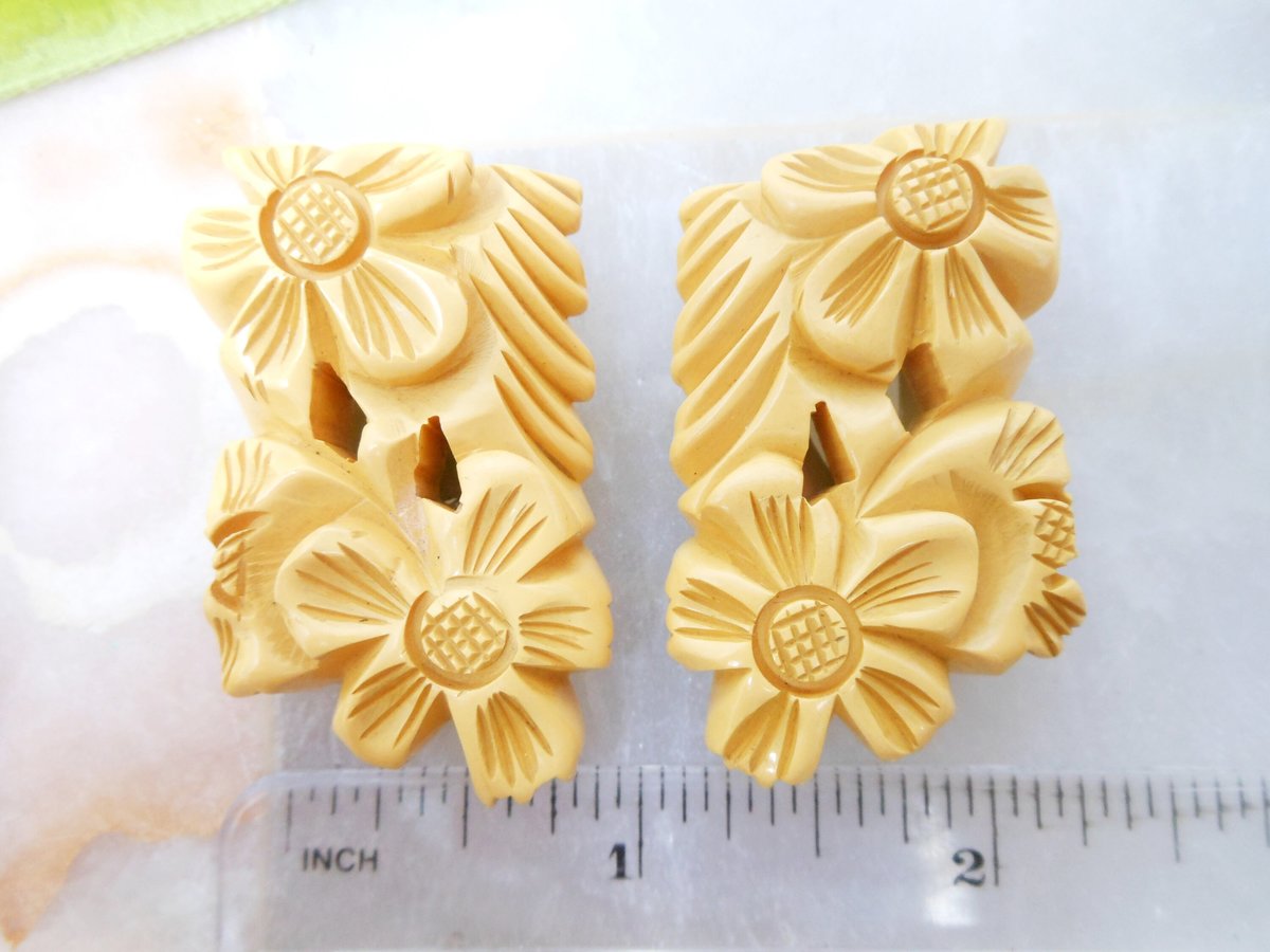 Vintage BAKELITE Dress Clip Pin Set Brooch Pair Cream Corn Yellow Butterscotch Deep Carved Old Plastic Jewelry Art Deco Gift, VivianJoel.com