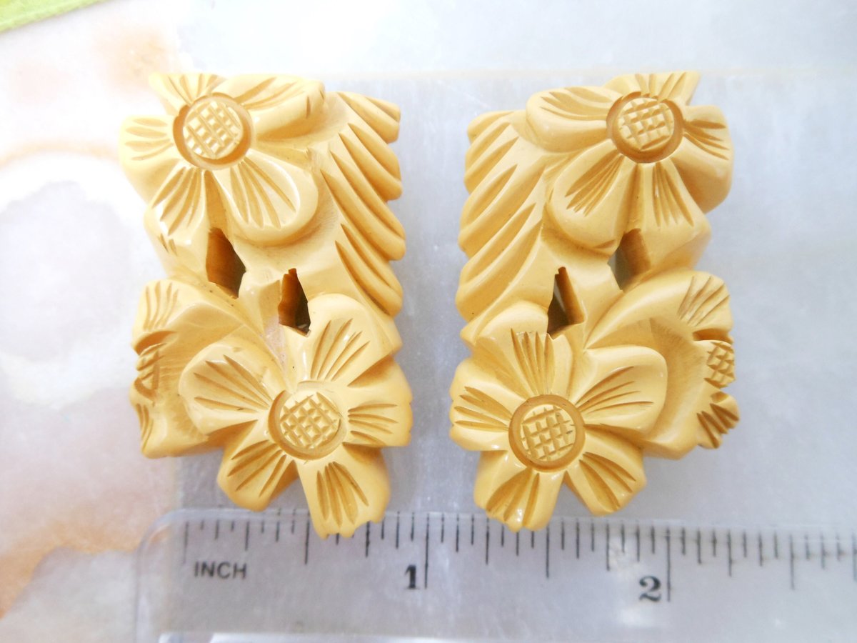 Vintage BAKELITE Dress Clip Pin Set Brooch Pair Cream Corn Yellow Butterscotch Deep Carved Old Plastic Jewelry Art Deco Gift, VivianJoel.com