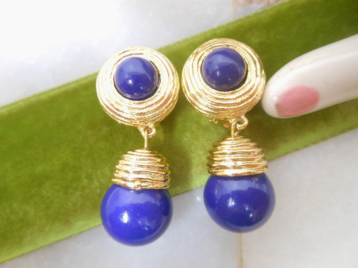 Vintage Designer Statement Earrings Clip On Dangle Drop Navy Blue Lapis Mid Century Gold Plate Jewelry, VivianJoel.com