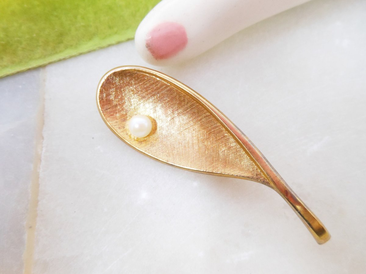 Vintage STERLING SILVER Pearl Pin Brooch Leaf Delicate Gold Vermiel Designer PM 925 Mid Century Jewelry Gift, VivianJoel.com