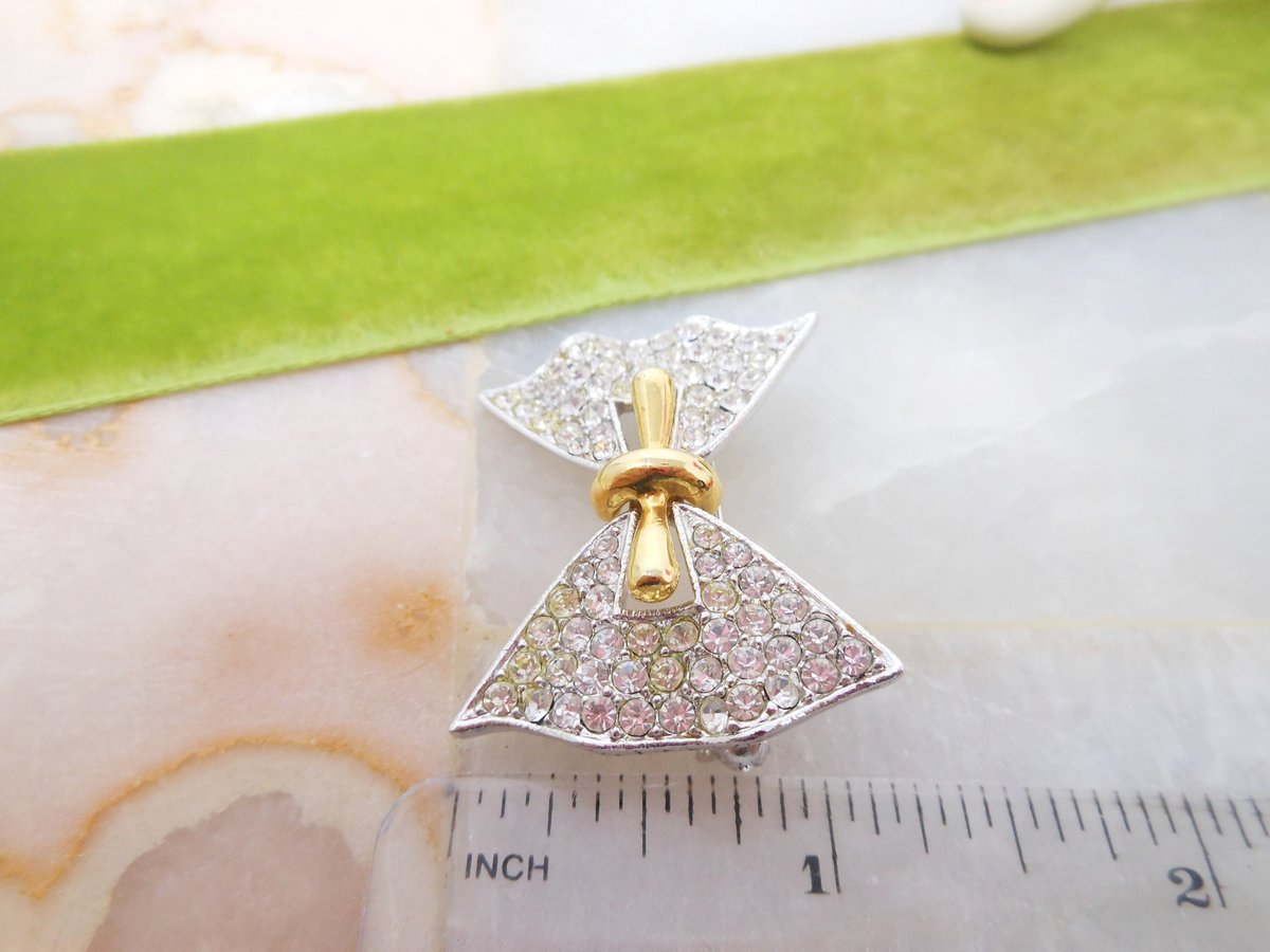 Vintage Rhinestone Bow Brooch Clear Crystal Bow Ribbon Pin Wedding Bouquet Mid Century Jewelry Gift, VivianJoel.com