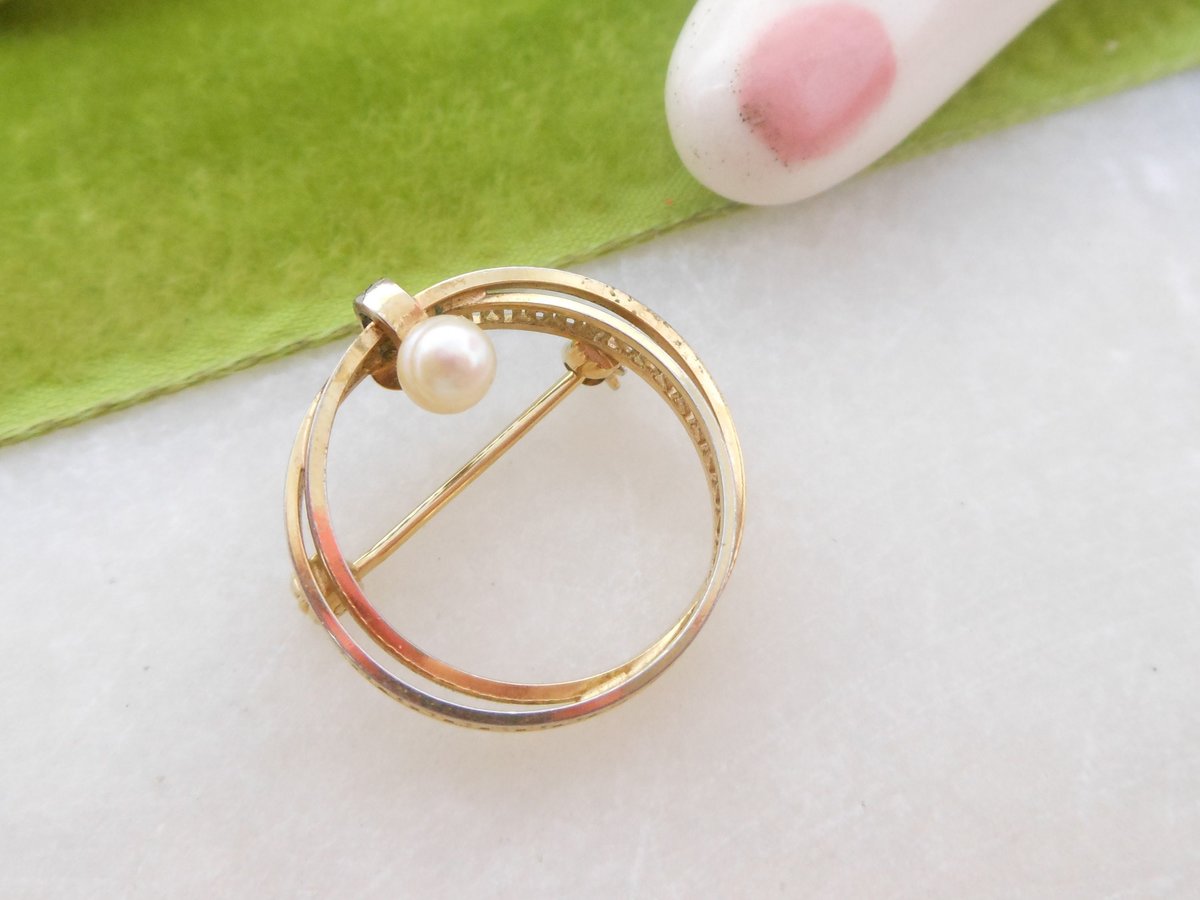 Vintage EKELUND Pearl Brooch Gold Fill Designer Pin GF Petite Filigree Wreath Circle Jewelry Mid Century Gift, VivianJoel.com