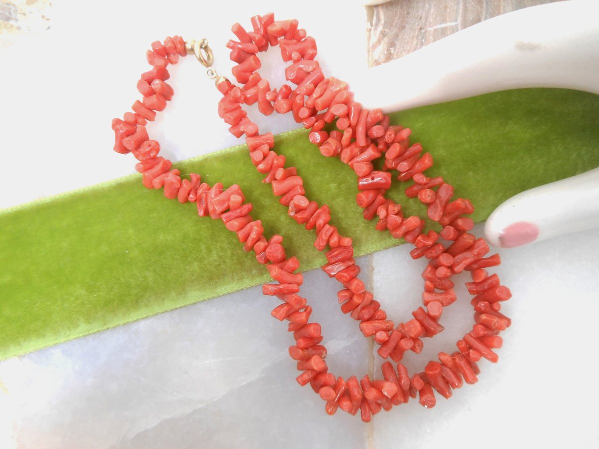 Vintage Coral Bead Branch Fringe Collar Necklace Salmon Orange 19" Mid Century Beach Tropical Jewelry Gift, VivianJoel.com