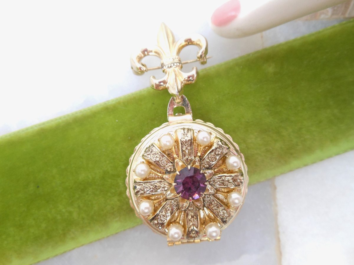 Vintage CORO Pegasus 6 Photo Book Locket Brooch Amethyst Pin Victorian Regency Revival Designer Mid Century Jewelry Gift, VivianJoel.com