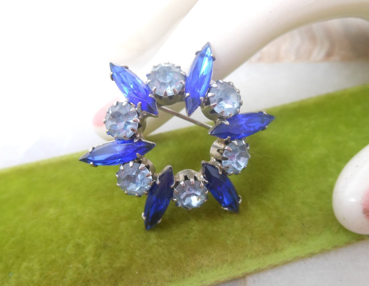Vintage Blue Rhinestone Brooch Starburst Pin Sapphire Petite Wreath Infinity Circle Mid Century Jewelry Gift, VivianJoel.com