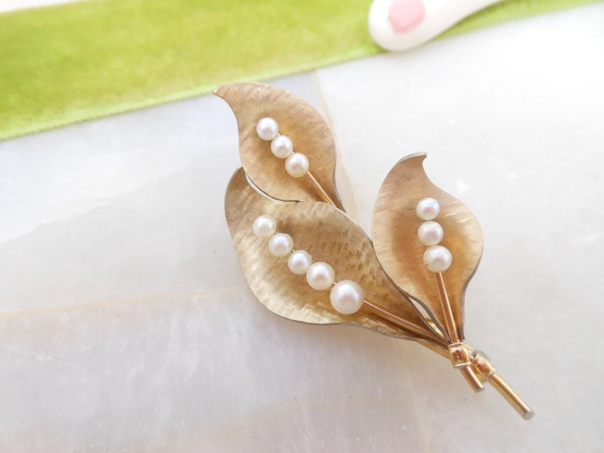 Vintage KREMENTZ Brooch Earrings Set Cultured Pearl Leaf Pin Gold Overlay Designer Mid Century Jewelry Gift, VivianJoel.com