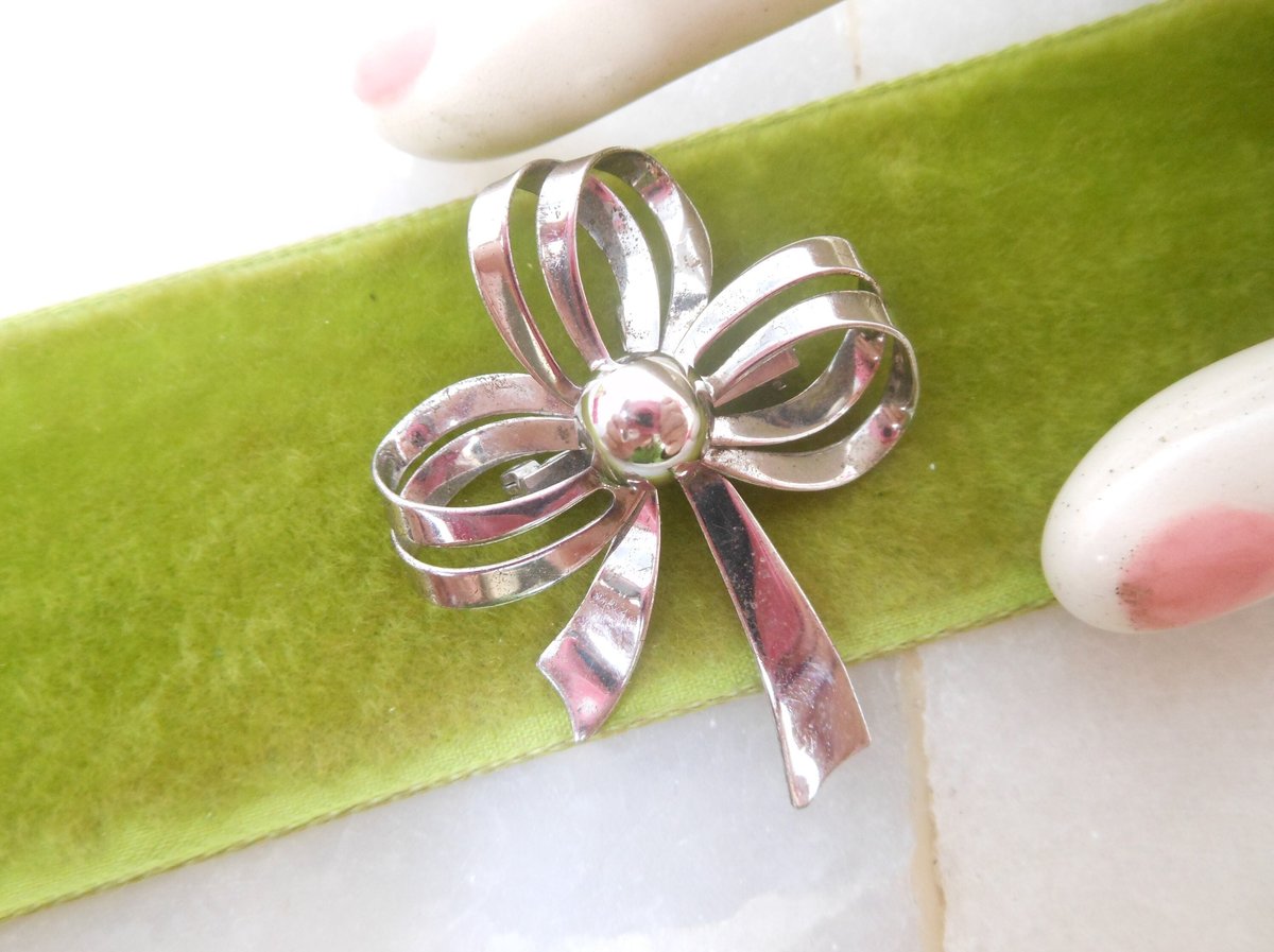 Vintage Van Dell STERLING SILVER Brooch Bow Ribbon Pin Pendant 925 Figural Designer Jewelry Gift Mid Century, VivianJoel.com