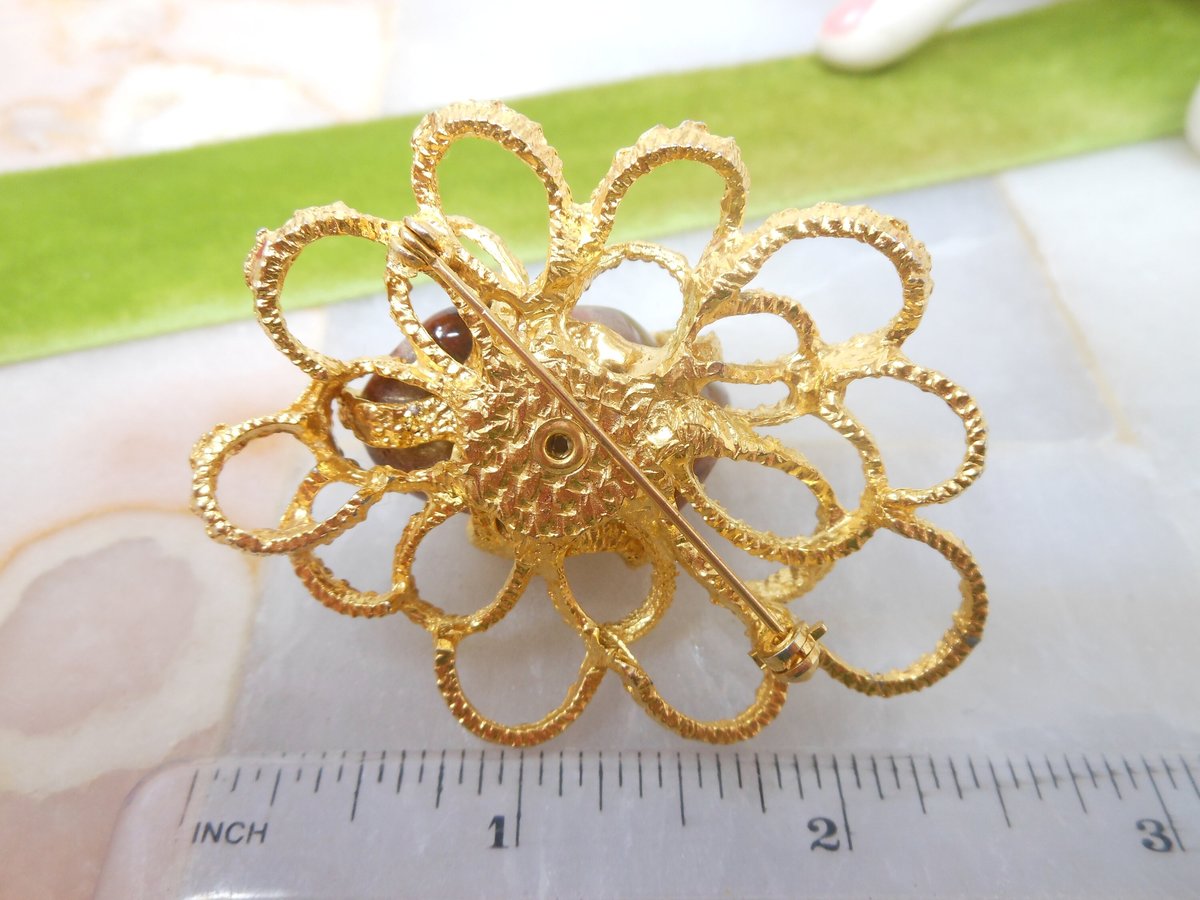 Vintage Chunky Big Agate Brooch Stone Pin Gold Tone Plate Mid Century Jewelry Gift, VivianJoel.com