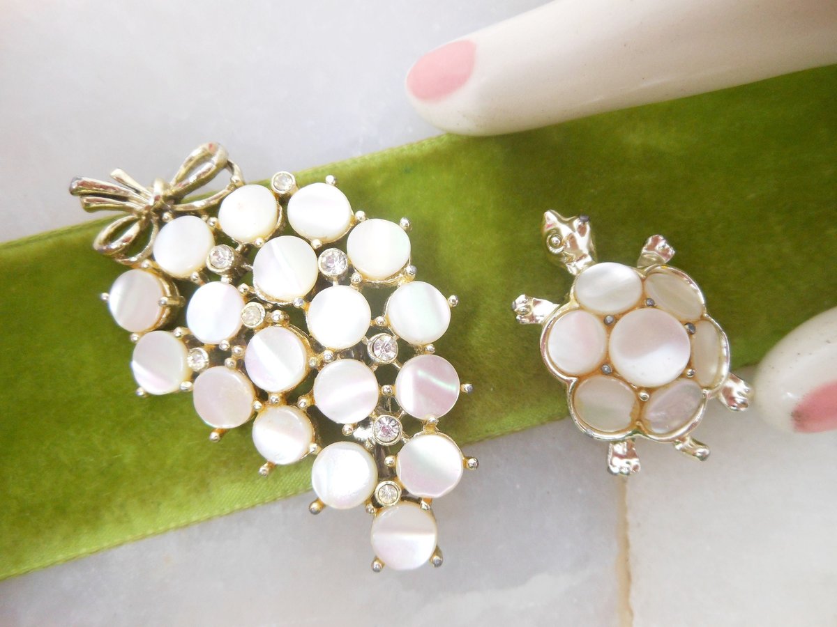 Vintage Mother of Pearl Rhinestone Flower Turtle Pin Brooch LOT 2 AMERIQUE Mid Century Jewelry Gift, VivianJoel.com
