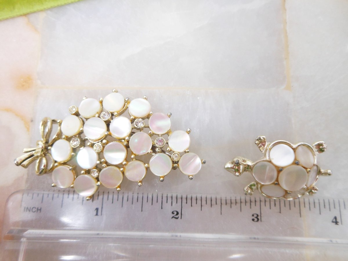 Vintage Mother of Pearl Rhinestone Flower Turtle Pin Brooch LOT 2 AMERIQUE Mid Century Jewelry Gift, VivianJoel.com