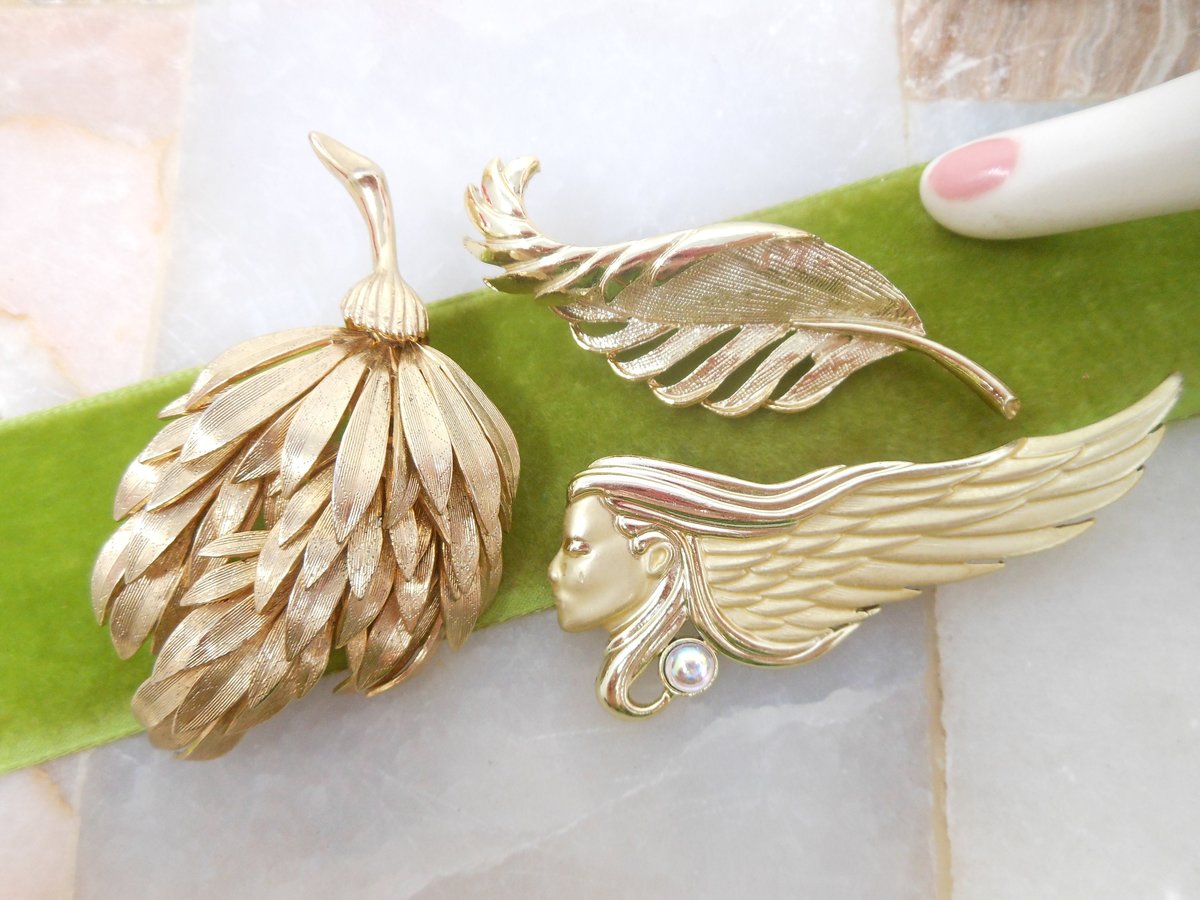Vintage LOT 3 Figural Brooch Collection Gold Tone Plate AJC GERRYS Leaf Destash Jewelry Mid Century Gift, VivianJoel.com