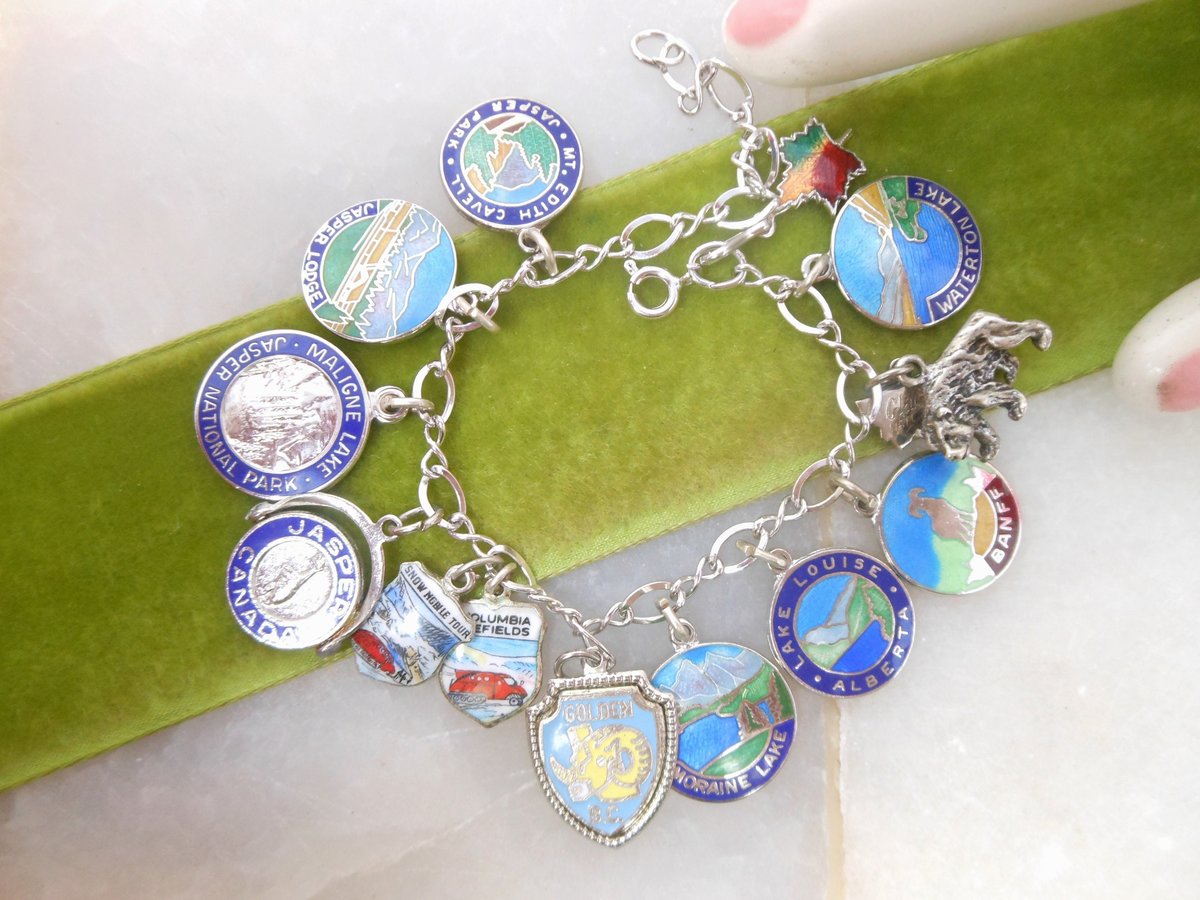 Vintage SILVER Enamel Charm Chain Bracelet Canada Provinces Souvenir Travel Shield Jewelry Gift *Please Read Details*,  VivianJoel.com