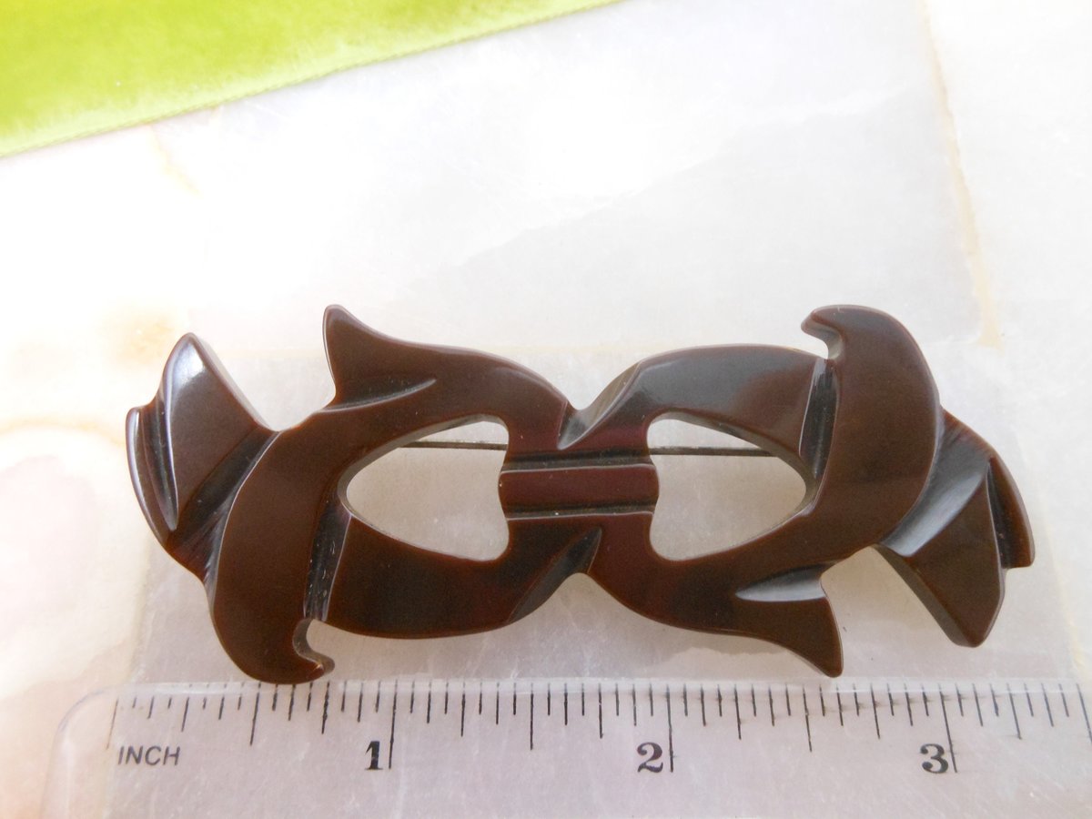 Vintage BAKELITE Flying Bird Brooch Bow Pin Carved Chocolate Brown Old Plastic Mid Century Jewelry Gift, VivianJoel.com