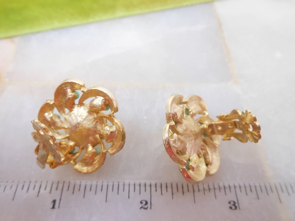 Vintage PAT PEND Pearl Earrings Aqua Bead Clip On Gold Plate Chunky Flower Pinwheel Jewelry Gift Mid Century, VivianJoel.com